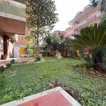 Your House And Garden In Rome